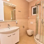 Apartments-sana * Vir