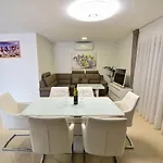 Lägenhet Apartments-sana Vir