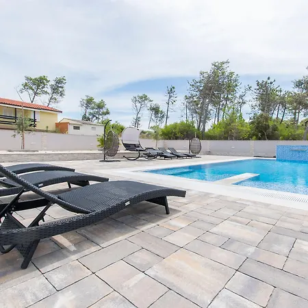 Апартаменты Apartments-sana Вир