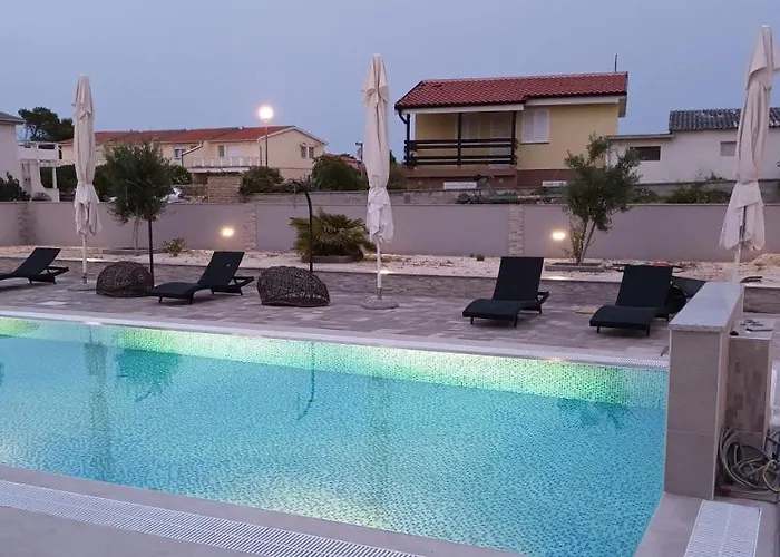 Apartments-sana Вир