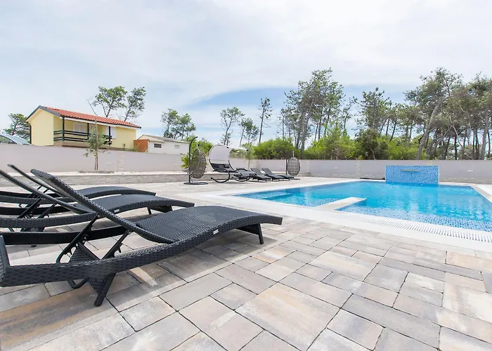 Апартаменты Apartments-sana Вир