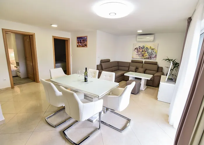 Apartments-sana Вир